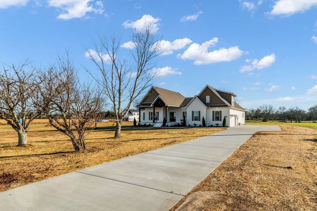 2250 Unionville Deason Rd, Bell Buckle, TN 37020