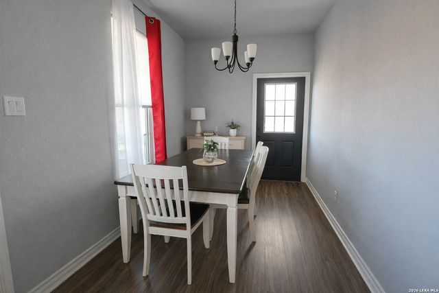 501 Sendera Way, Kenedy, TX 78119