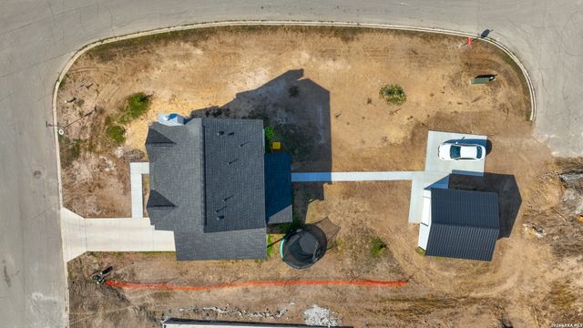 501 Sendera Way, Kenedy, TX 78119