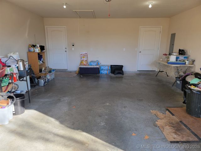 33696 S 640 Road W, Jay, OK 74346