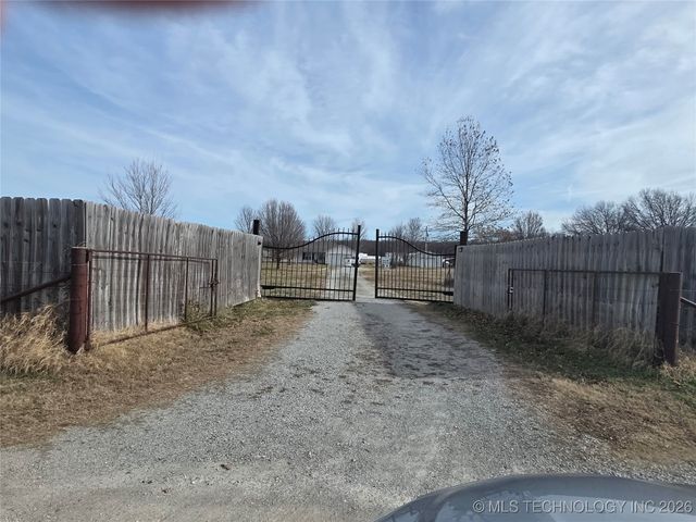 33696 S 640 Road W, Jay, OK 74346