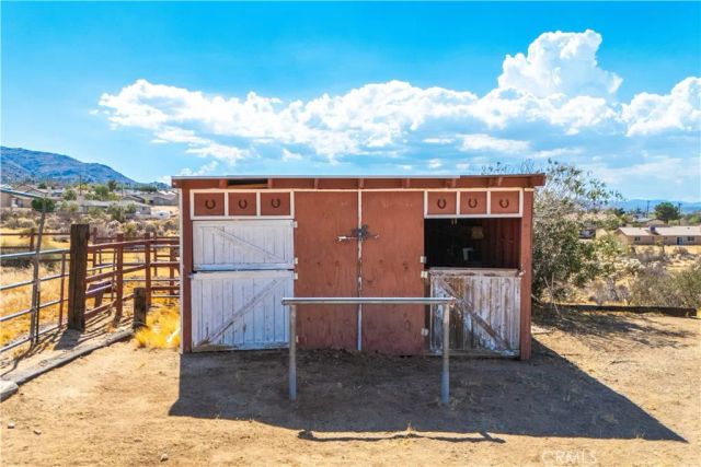 7662 Quail Springs Road, Joshua Tree, CA 92252