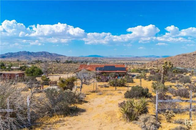 7662 Quail Springs Road, Joshua Tree, CA 92252