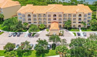 28 Harbour Isle Drive W 101, Fort Pierce, FL 34949