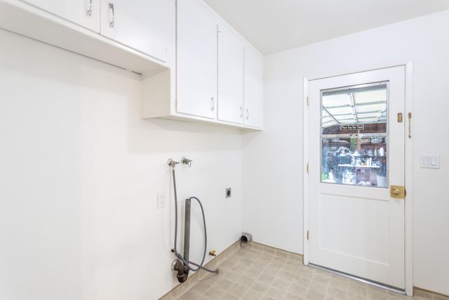 3690 Victoire Way, Redding, CA 96002