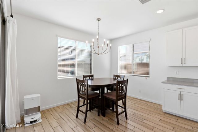 7407 W GARDENIA Avenue, Glendale, AZ 85303