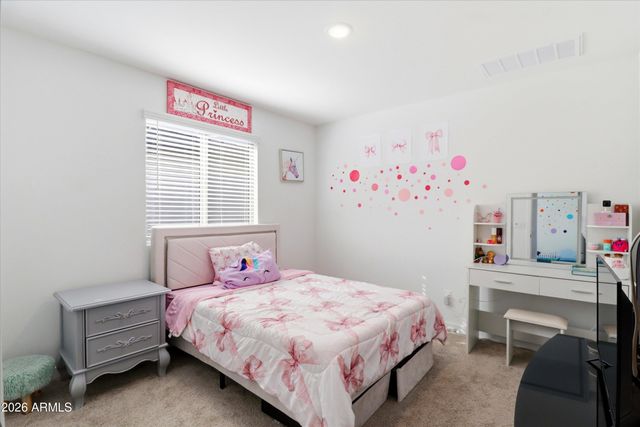 7407 W GARDENIA Avenue, Glendale, AZ 85303