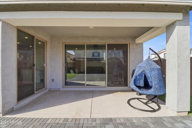 7407 W GARDENIA Avenue, Glendale, AZ 85303