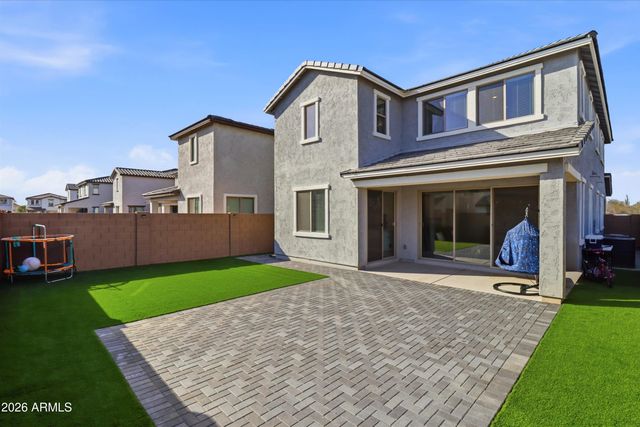 7407 W GARDENIA Avenue, Glendale, AZ 85303