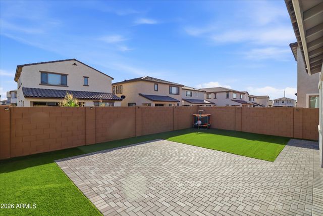 7407 W GARDENIA Avenue, Glendale, AZ 85303