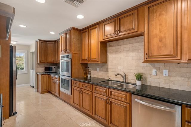 2784 Vuelta Grande, Long Beach, CA 90815