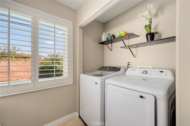 2784 Vuelta Grande, Long Beach, CA 90815