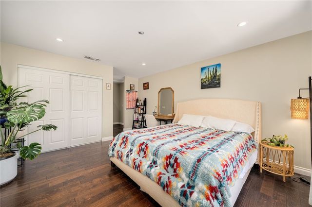 2784 Vuelta Grande, Long Beach, CA 90815