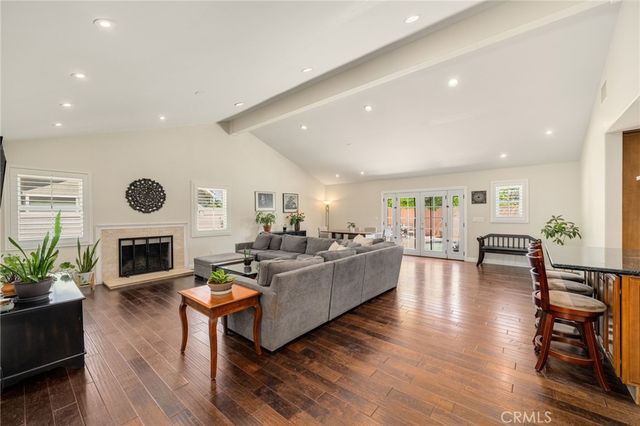 2784 Vuelta Grande, Long Beach, CA 90815