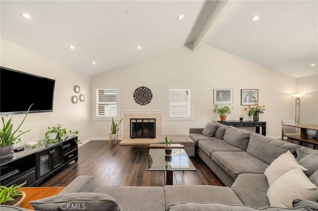2784 Vuelta Grande, Long Beach, CA 90815