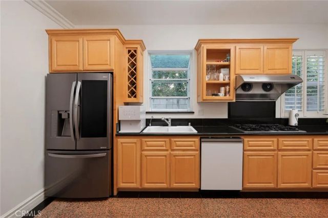43 W Naomi Avenue, Arcadia, CA 91007