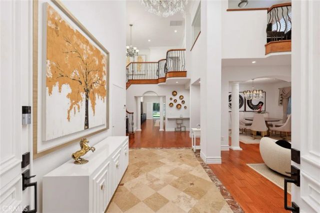 43 W Naomi Avenue, Arcadia, CA 91007