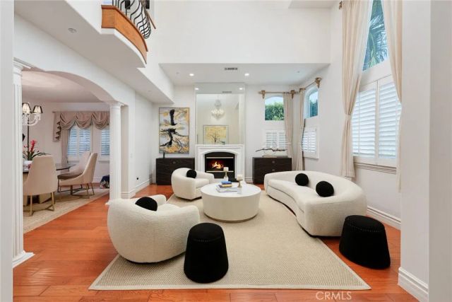 43 W Naomi Avenue, Arcadia, CA 91007