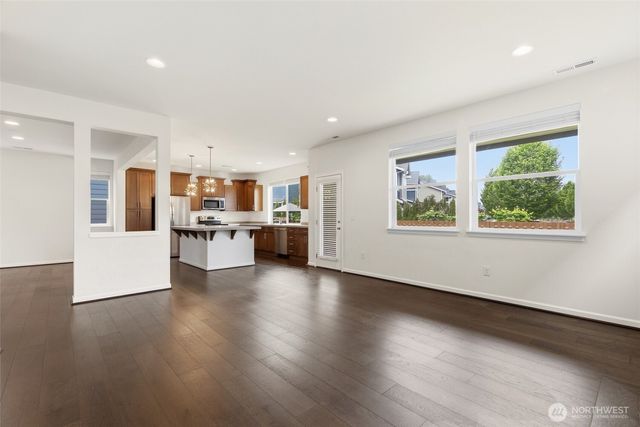 4524 Riverfront Boulevard, Everett, WA 98203