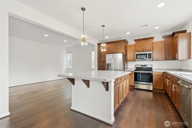 4524 Riverfront Boulevard, Everett, WA 98203