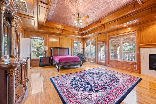 1 Churchill Downs, Duncanville, TX 75116
