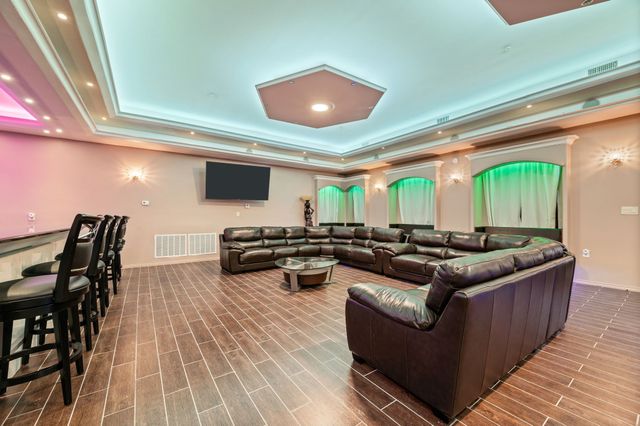 1 Churchill Downs, Duncanville, TX 75116