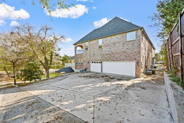 1 Churchill Downs, Duncanville, TX 75116