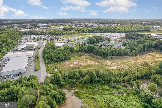 5114 COMMONWEALTH DR, Fredericksburg, VA 22407