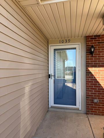 1039 Summertime Court, Dyer, IN 46311