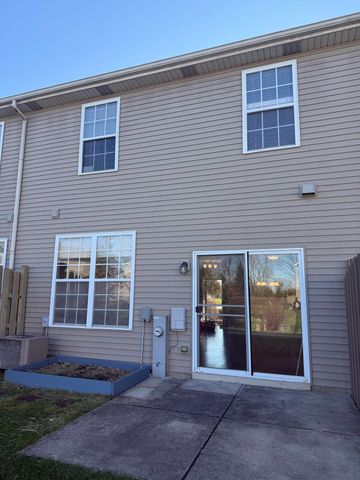 1039 Summertime Court, Dyer, IN 46311