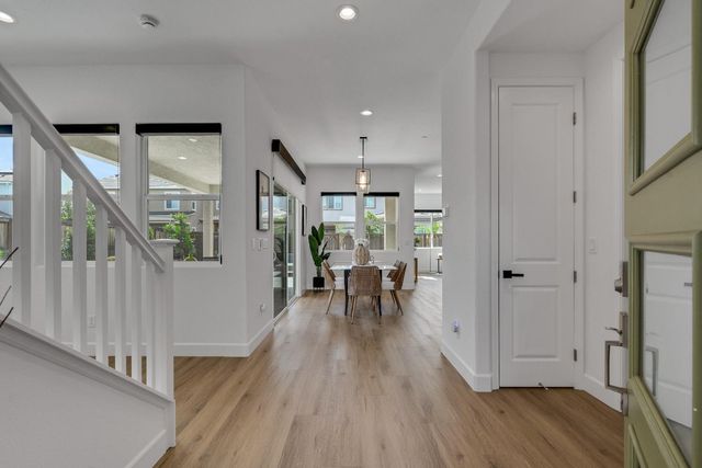 1871 Vintage Way, Roseville, CA 95747