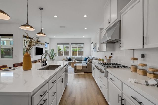 1871 Vintage Way, Roseville, CA 95747