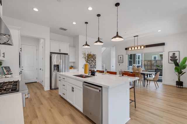 1871 Vintage Way, Roseville, CA 95747