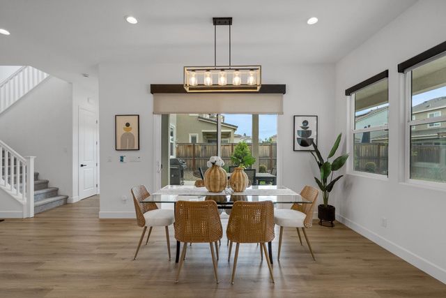 1871 Vintage Way, Roseville, CA 95747