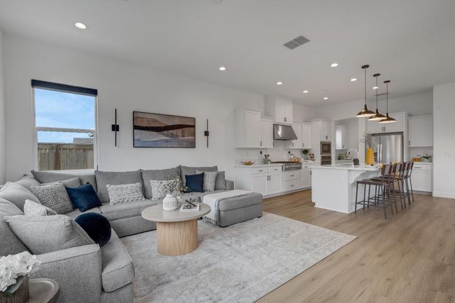 1871 Vintage Way, Roseville, CA 95747