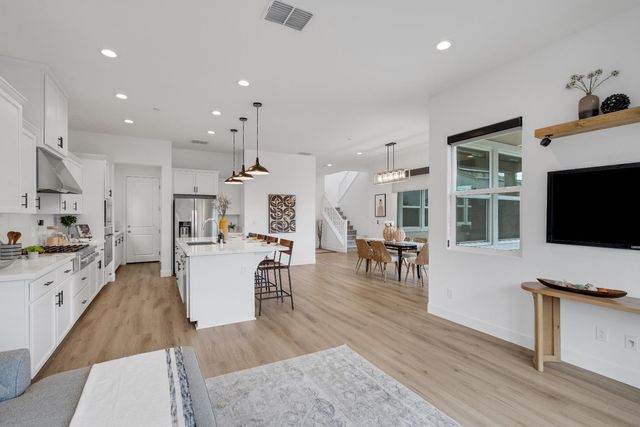 1871 Vintage Way, Roseville, CA 95747