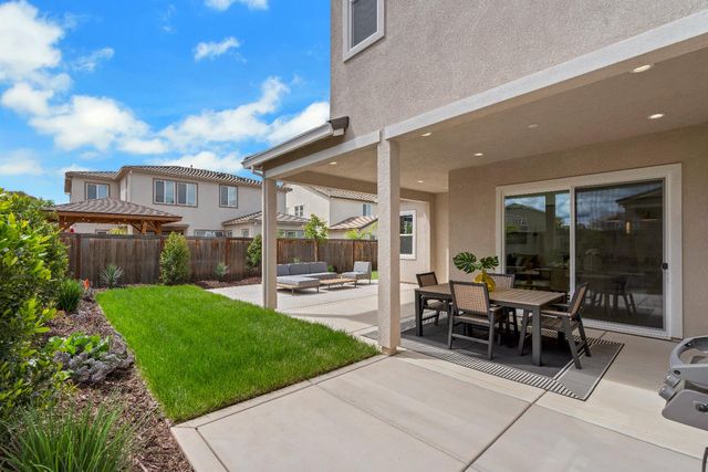 1871 Vintage Way, Roseville, CA 95747