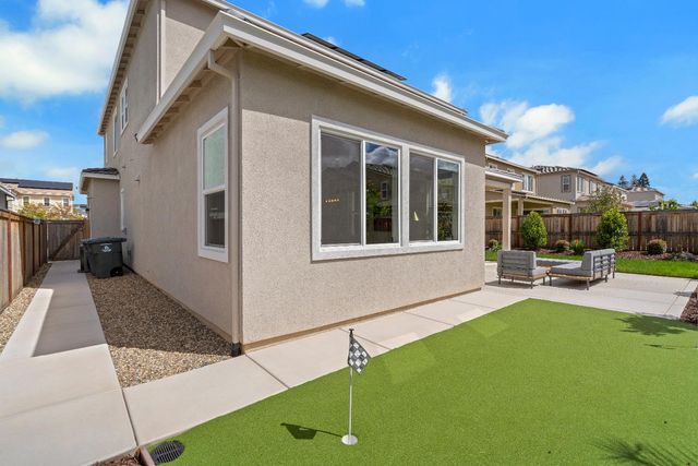 1871 Vintage Way, Roseville, CA 95747