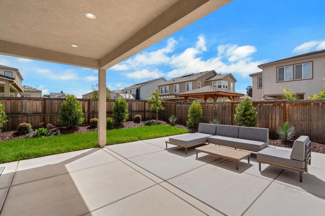 1871 Vintage Way, Roseville, CA 95747