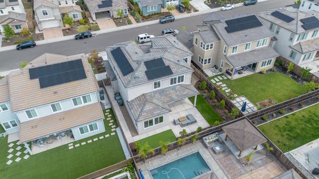 1871 Vintage Way, Roseville, CA 95747