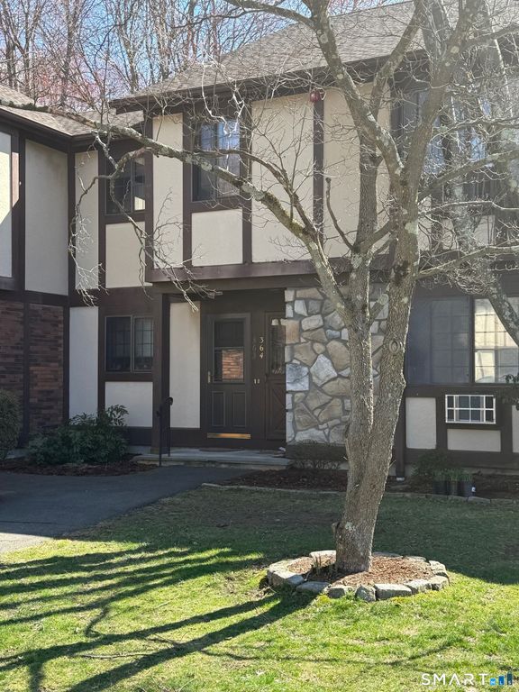 364 Foxwood Lane 364, Milford, CT 06461