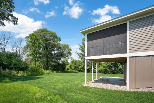 13728 Enfield Avenue, Hugo, MN 55038