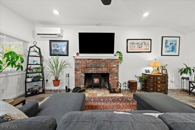 8 Lake View Dr S., Vernon Twp., NJ 07419