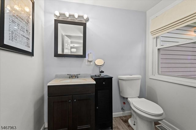 8 Lake View Dr S., Vernon Twp., NJ 07419