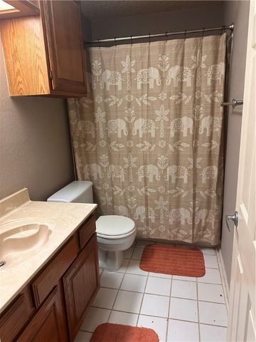 3849 Silver Creek Dr, Corpus Christi, TX 78410