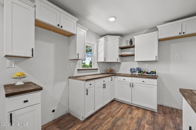 1496 Kellum Loop Road, Jacksonville, NC 28546