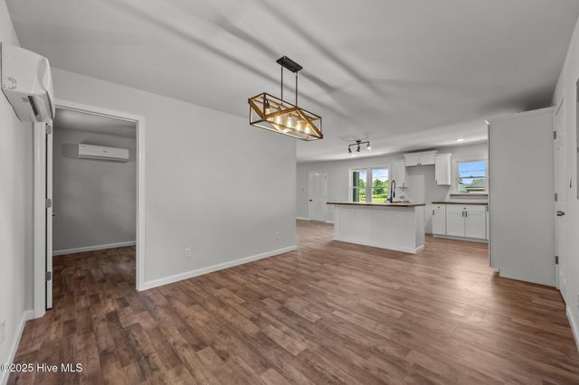 1496 Kellum Loop Road, Jacksonville, NC 28546