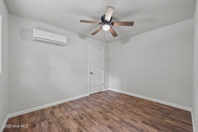 1496 Kellum Loop Road, Jacksonville, NC 28546