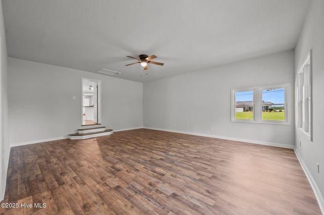 1496 Kellum Loop Road, Jacksonville, NC 28546