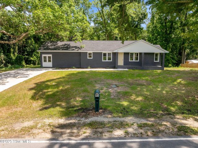 1496 Kellum Loop Road, Jacksonville, NC 28546
